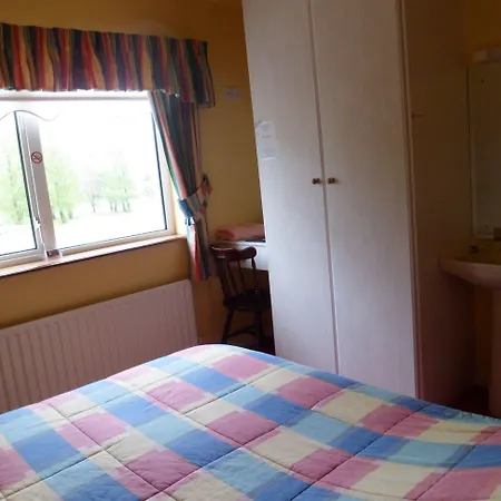 The Branches Bed and breakfast 3*
